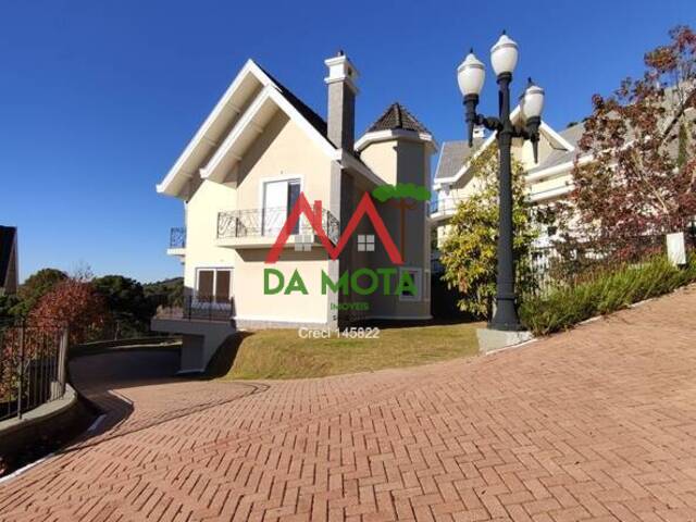 #121 - Casa em condomínio para Venda em Campos do Jordão - SP