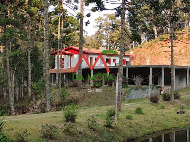 #150 - Casa para Venda em Campos do Jordão - SP