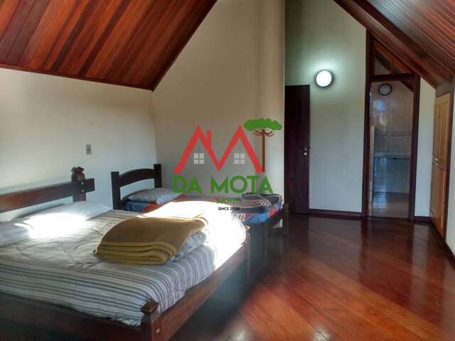 Casa para Venda em Campos do Jordão - 4