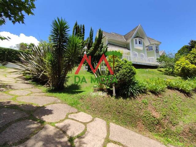 #185 - Casa para Venda em Campos do Jordão - SP