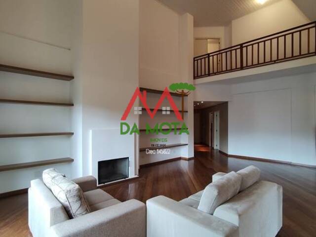 #213 - Apartamento para Venda em Campos do Jordão - SP