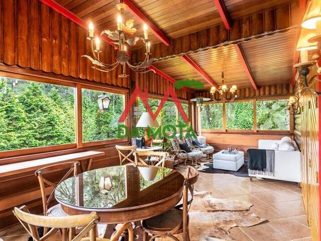 Casa para Venda em Campos do Jordão - 5