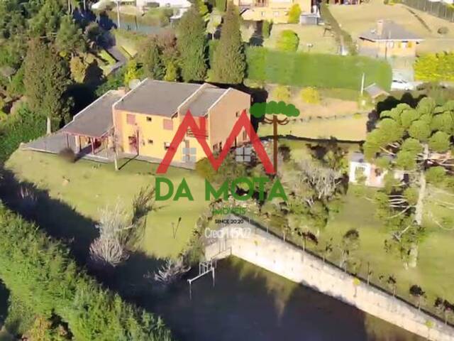 #156 - Casa para Venda em Campos do Jordão - SP