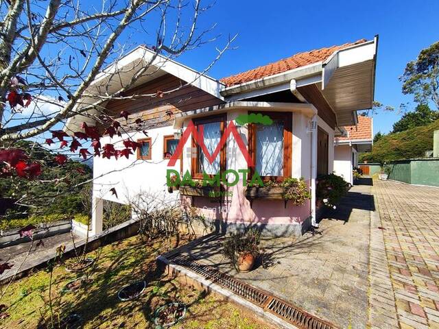 #413 - Casa em condomínio para Venda em Campos do Jordão - SP