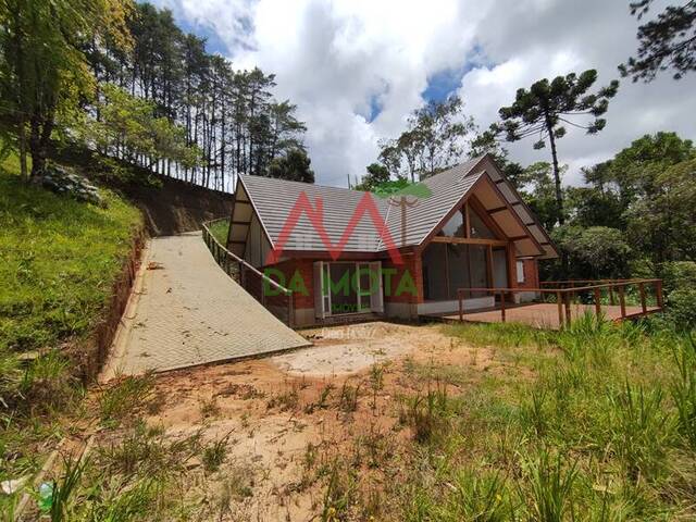 #558 - Casa para Venda em Campos do Jordão - SP - 1