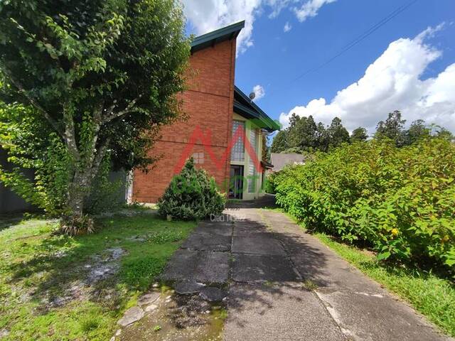 #563 - Casa para Venda em Campos do Jordão - SP