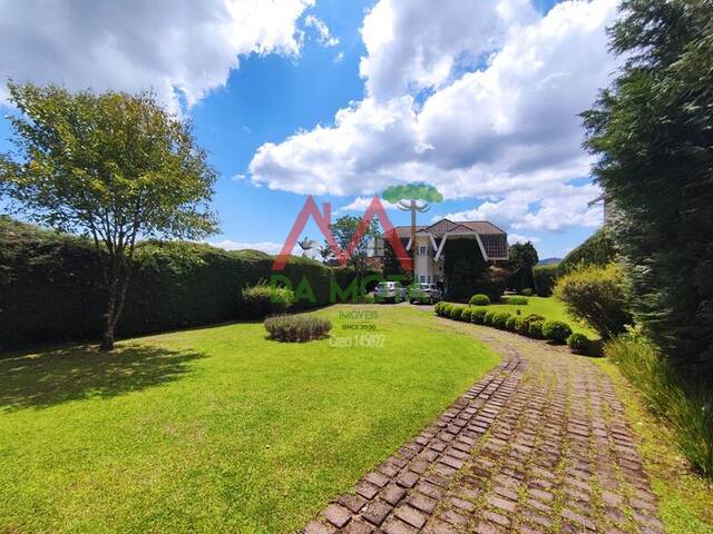 #619 - Casa para Venda em Campos do Jordão - SP