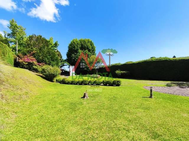 #619 - Casa para Venda em Campos do Jordão - SP