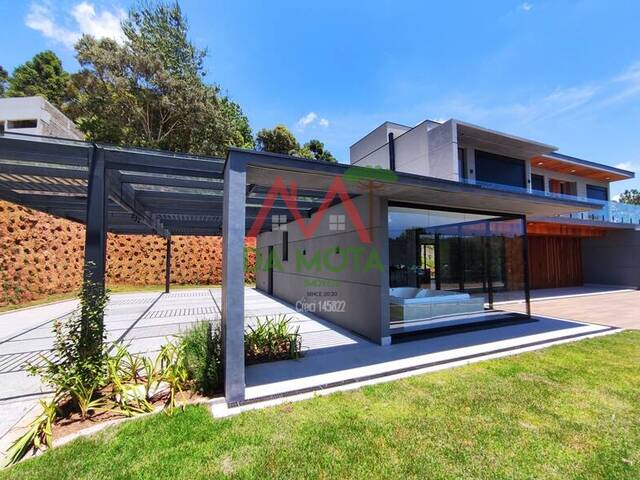 Venda em Descansópolis - Campos do Jordão