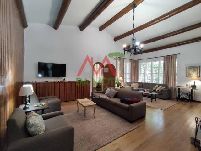 #628 - Casa para Venda em Campos do Jordão - SP